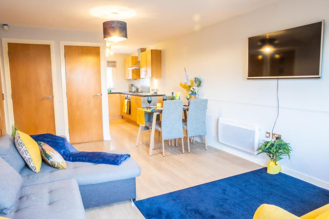 Newly Furnished Appartment Near Train Station Wolverhampton Exterior foto