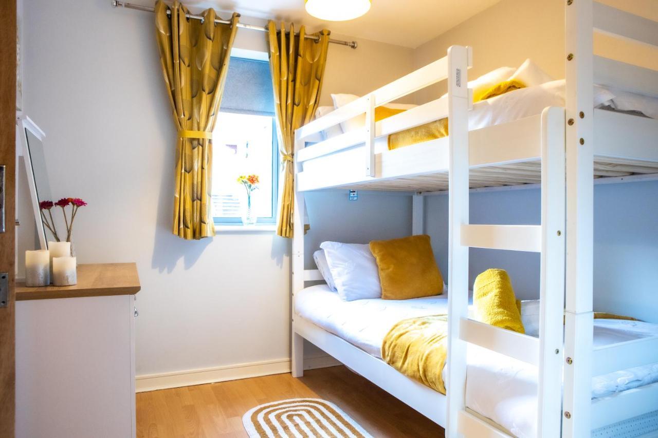 Newly Furnished Appartment Near Train Station Wolverhampton Exterior foto