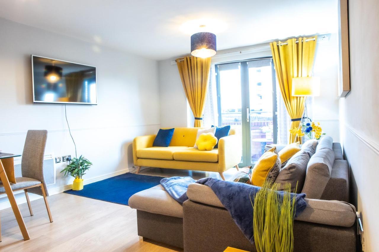 Newly Furnished Appartment Near Train Station Wolverhampton Exterior foto
